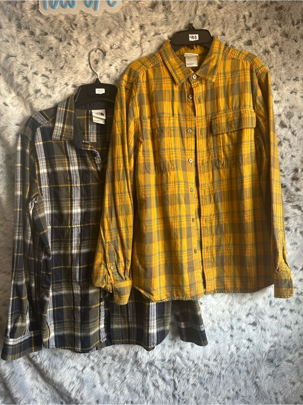 594. The northface mens med button shirts set of two